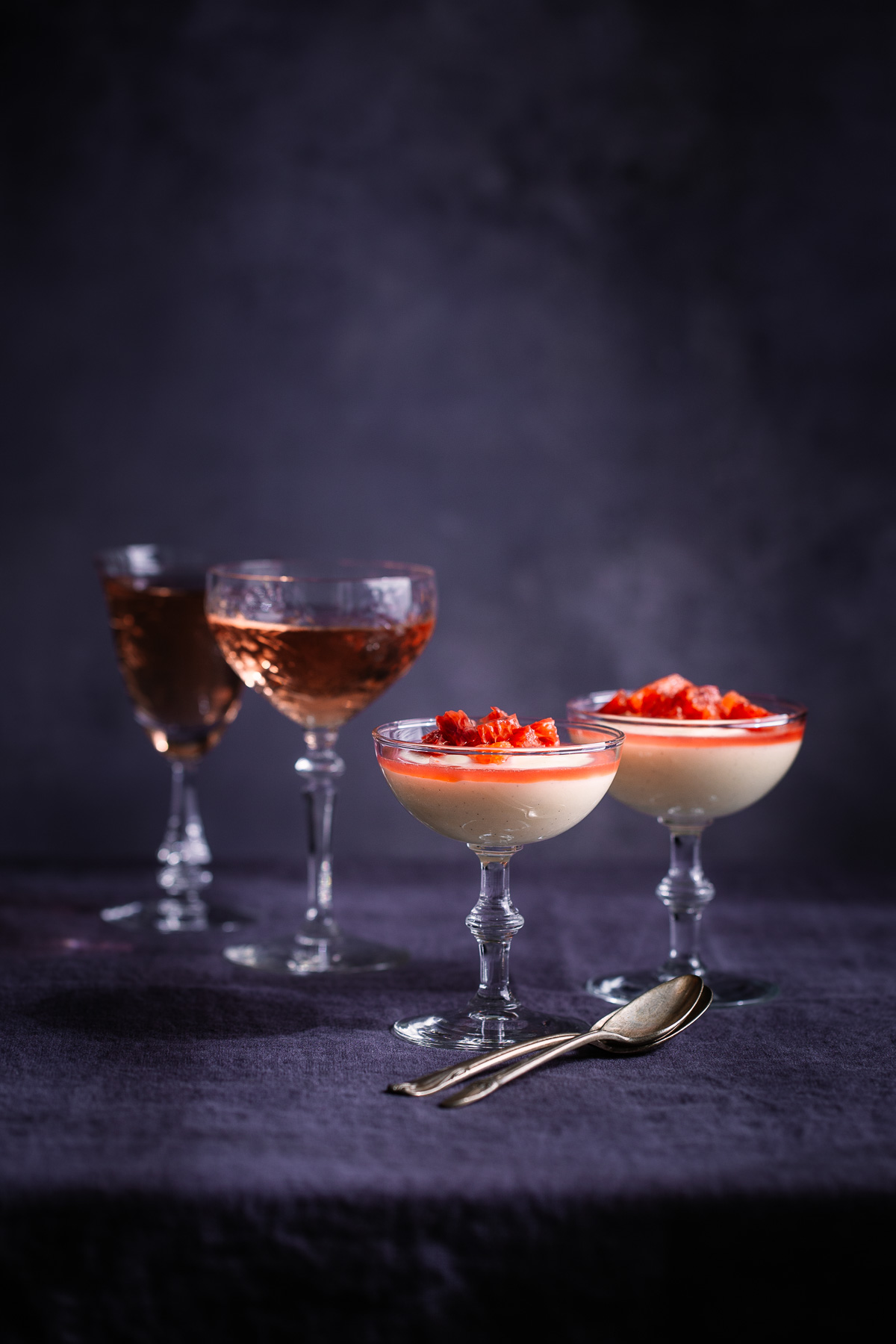 Vanilla pudding in coupe glasses.